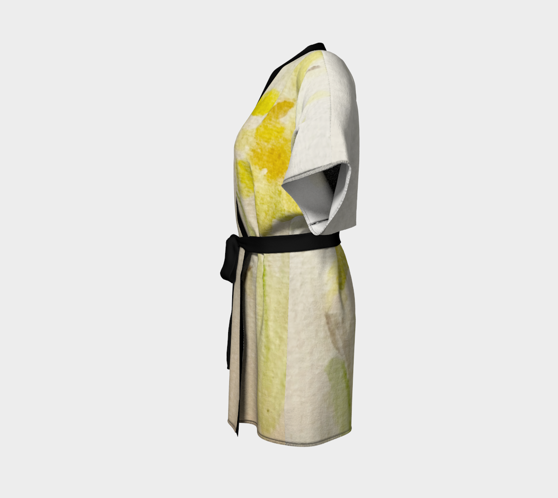 Dainty Daffodils Short Kimono Robe
