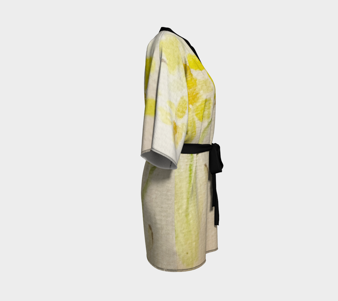 Dainty Daffodils Short Kimono Robe